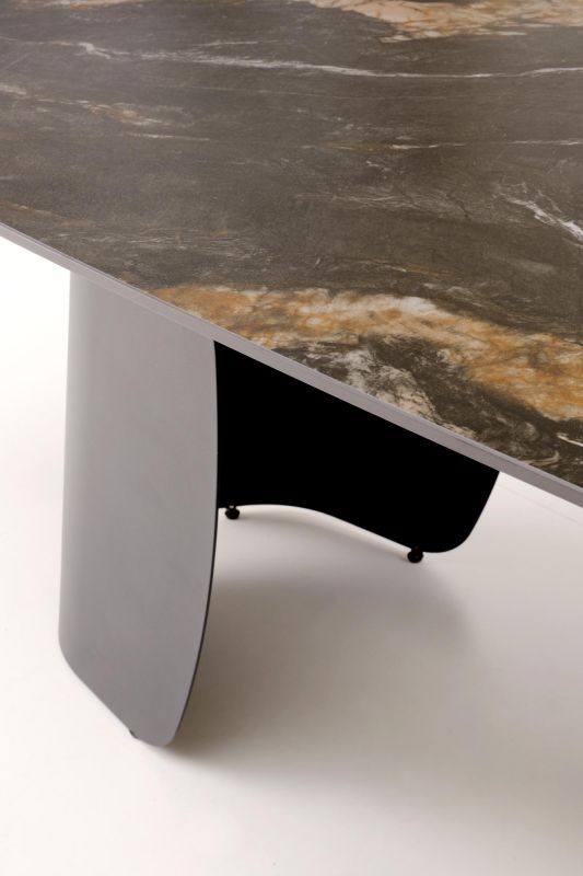 Jídelní stůl FORUM