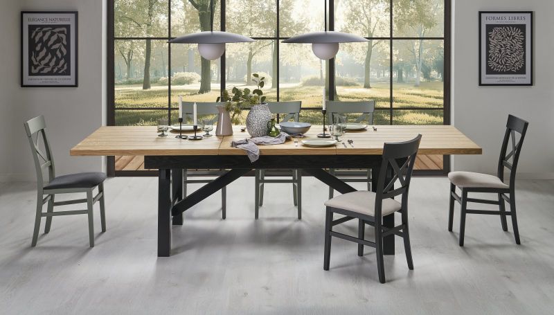 Jídelní stůl FIESTA