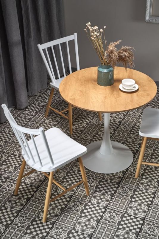 Jídelní stůl STING